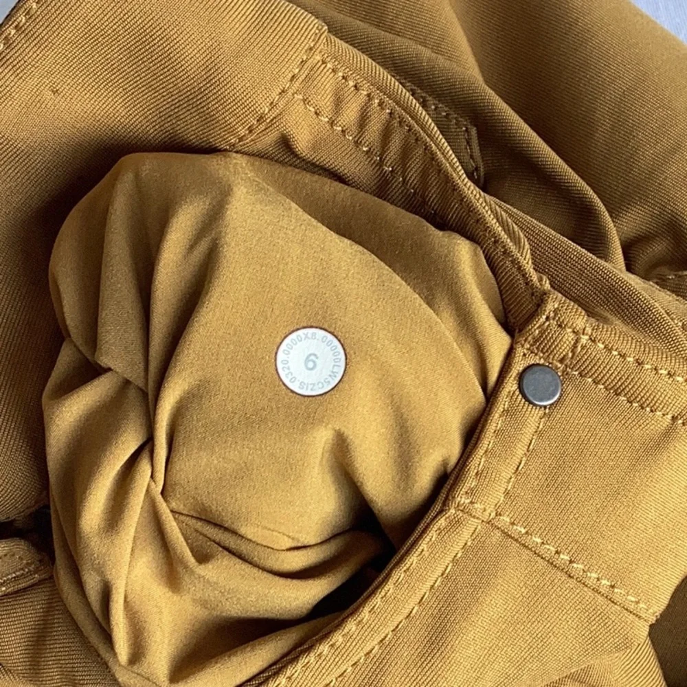 Lululemon City Sleek pants - Picture 10 of 13